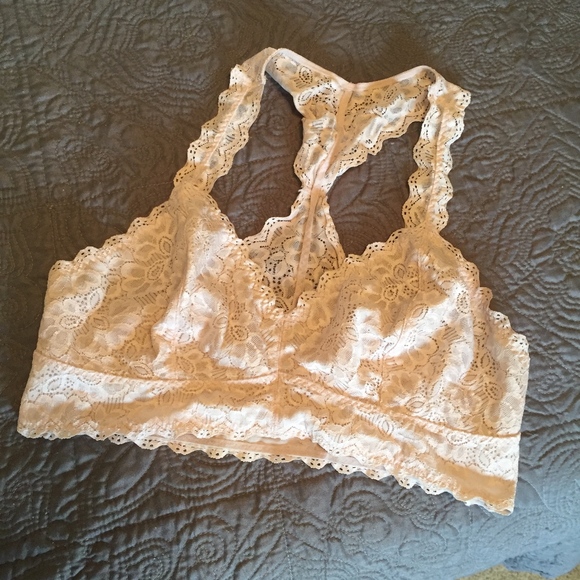 ⭐️BOGO Blush Lace Bralette⭐️ - Picture 1 of 4